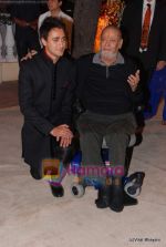 Imran Khan, Shammi Kapoor at  Imran Khan_s wedding reception in Taj Land_s End on 5th Feb 2011 (3).JPG